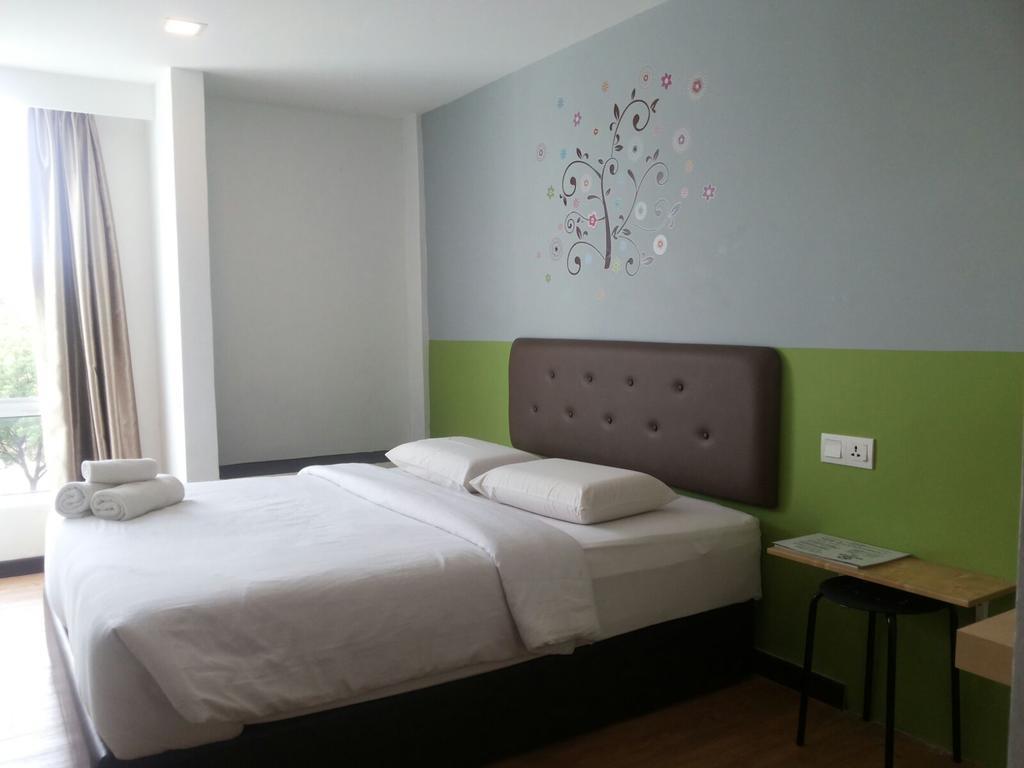 Hotel Viva Klang Exterior photo